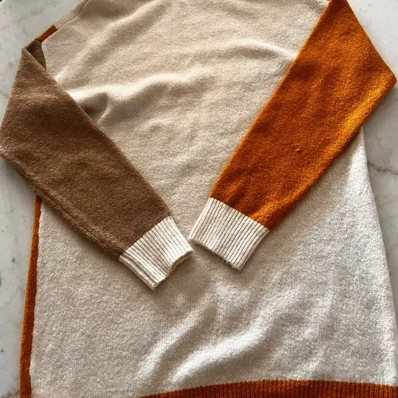 Silverflint Women's Color Block Tunic Sweater Beige/Yellow/Gold Cowl Neck Size M - Picture 2 of 4